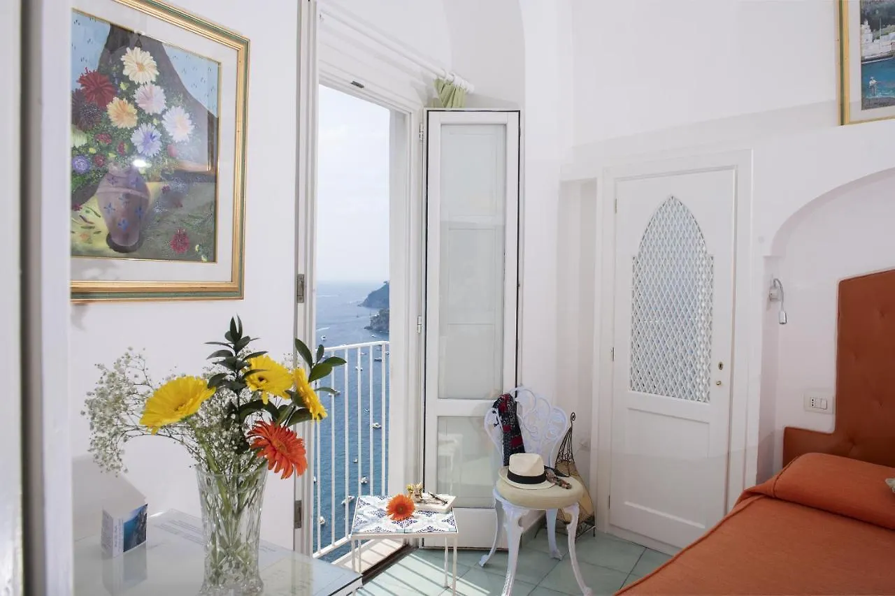 Hotel La Ninfa Amalfi 3*,