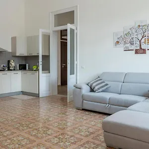https://le-case-di-franca.sicilyhotelsitaly.net