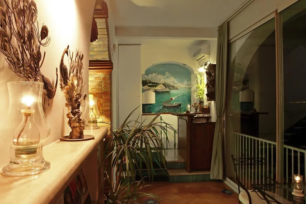Hotel La Ninfa Amalfi 3*,  Italy